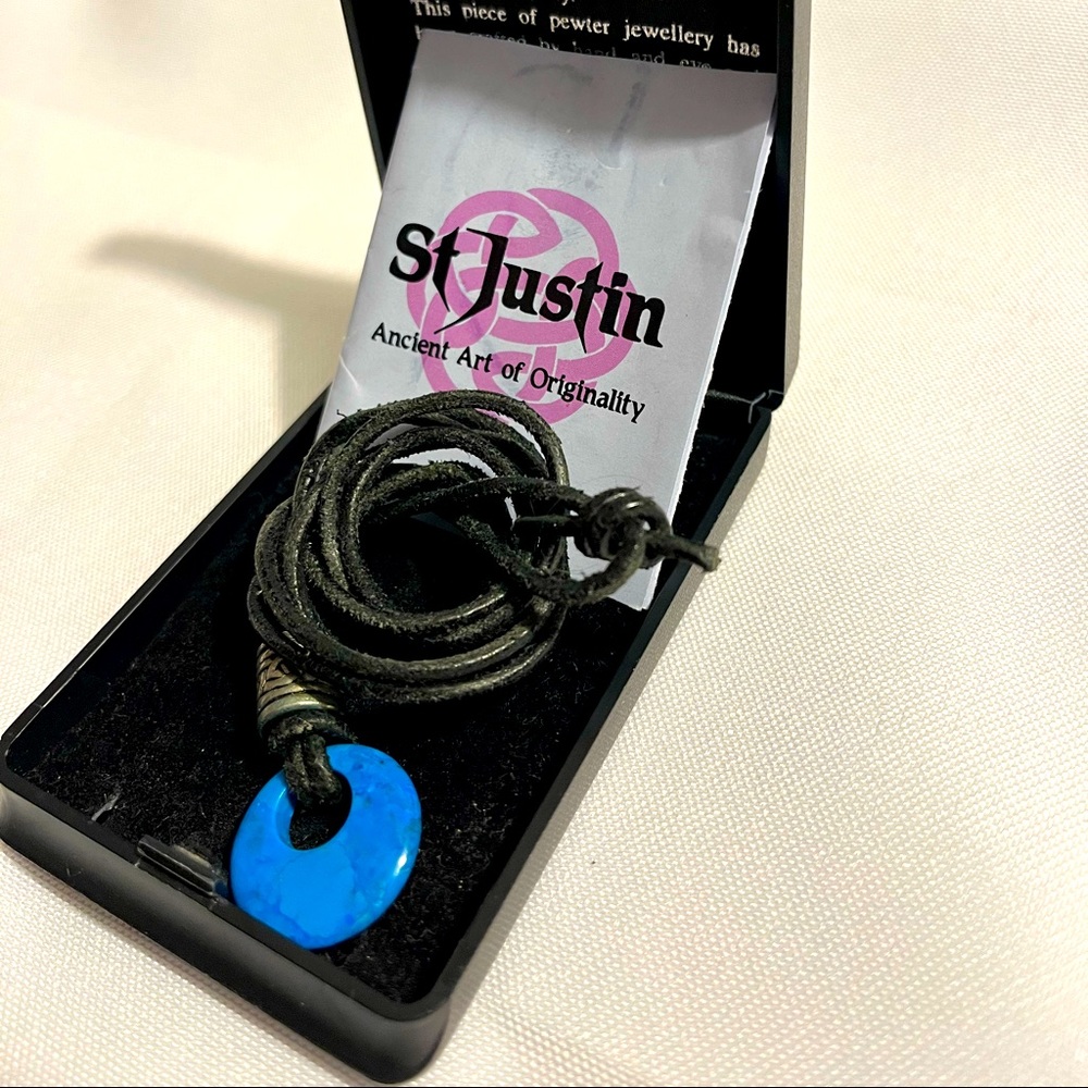 St justin  pendant turquoise circlet